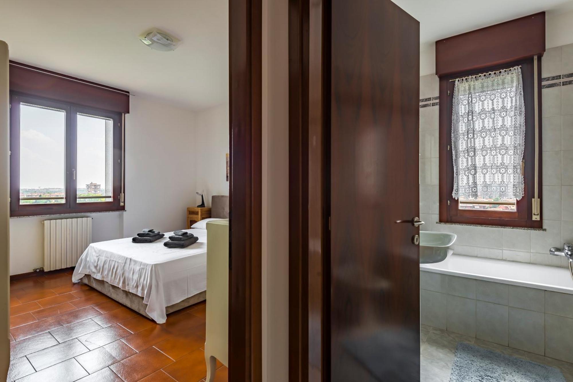 La Casa Dell'Artista Apartment เวโรนา ภายนอก รูปภาพ