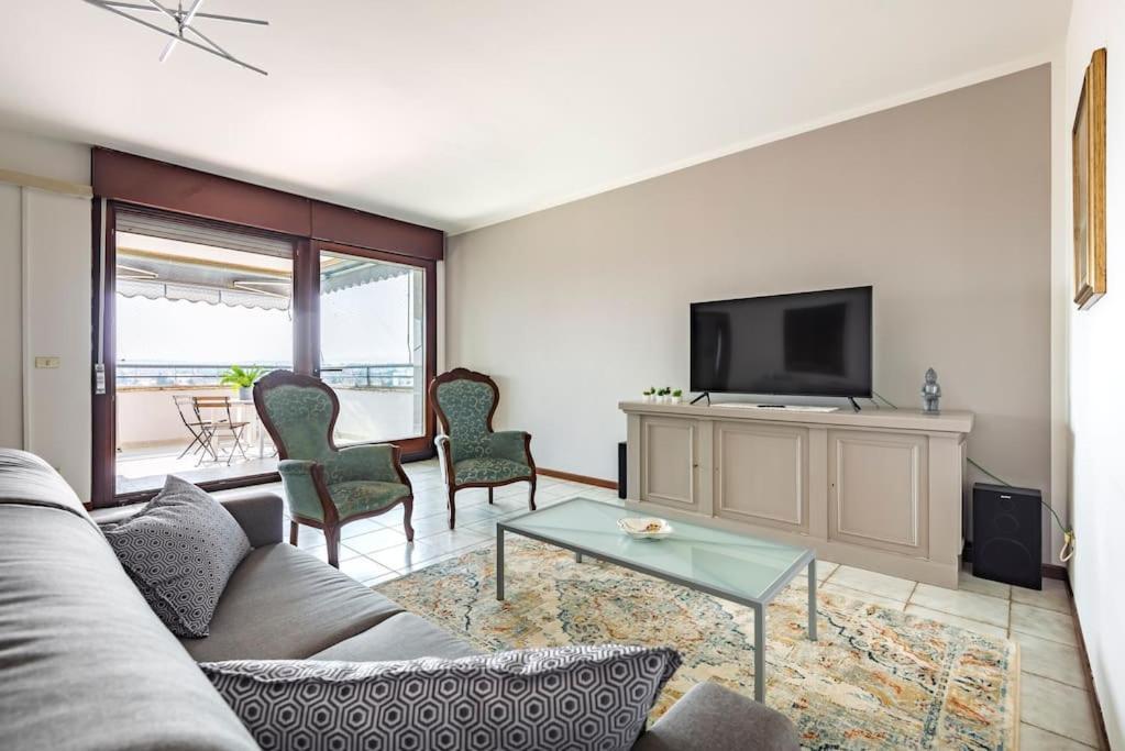 La Casa Dell'Artista Apartment เวโรนา ภายนอก รูปภาพ